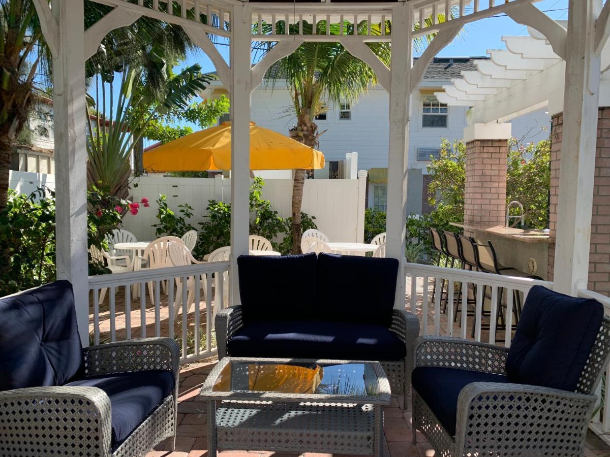 Coconut Inn Pass-A-Grille Beach セント・ピート・ビーチ エクステリア 写真